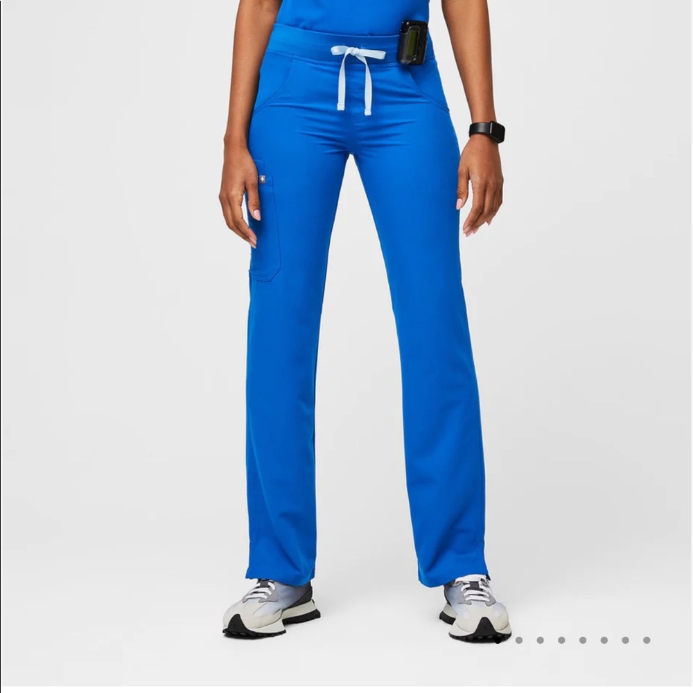 Figs Kade Cargo Pants